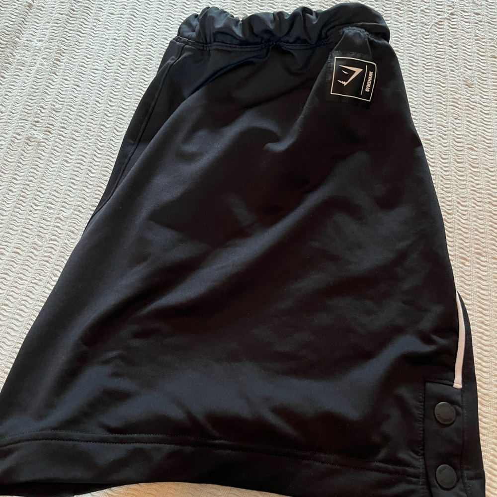 Loose gym shark black shorts size L